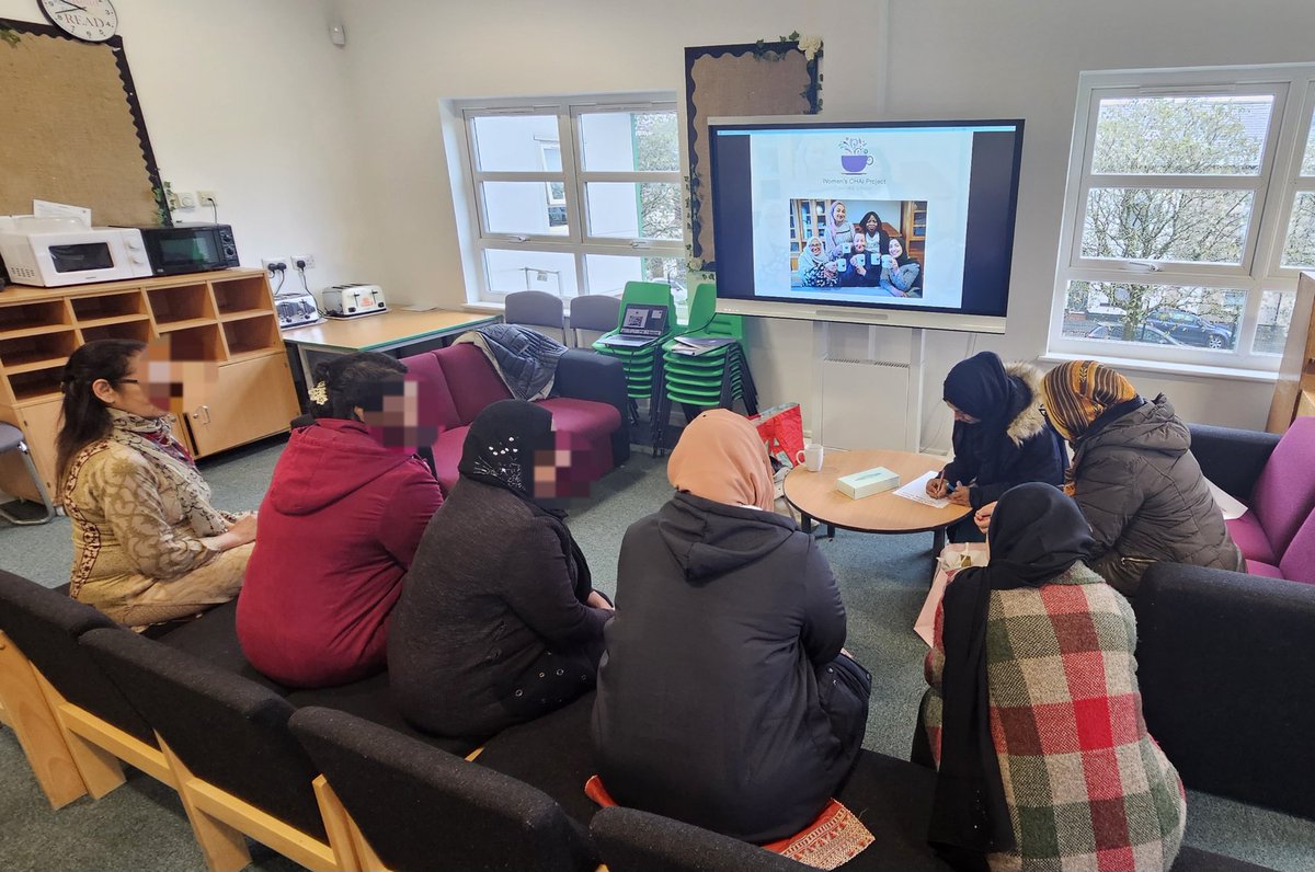 CHAI_Project's tweet photo. An excellent start to @DeeplishPA CHAI Project. Brilliant start with a full house. Mum's getting to know each other and planning their wonderful journey of chai for this academic year. #ReducingIsolation #ConfidenceBuilding #LearningSkills #Empowerment #Development @FocusTrust1 https://t.co/msKQ65xSQ2
