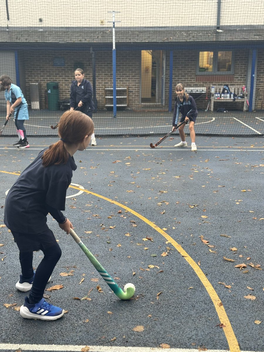 Upton House Sports (@uptonsports) on Twitter photo FORM 4 GIRLS HOCKEY
The <a href="/UptonForm4/">Upton House Form 4</a> girls are super excited for their upcoming hockey fixture this Friday and have been working super hard in their PE lessons so far ๐๐๐ป๐คฉ <a href="/UptonHouseSch/">Upton House School</a> <a href="/UptonHead/">Rhian Thornton</a> FORM 4 GIRLS HOCKEY
The <a href="/UptonForm4/">Upton House Form 4</a> girls are super excited for their upcoming hockey fixture this Friday and have been working super hard in their PE lessons so far ๐๐๐ป๐คฉ <a href="/UptonHouseSch/">Upton House School</a> <a href="/UptonHead/">Rhian Thornton</a>