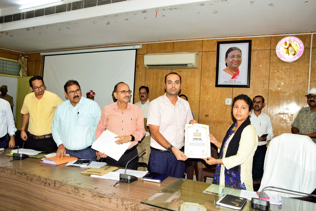 DM LAKHIMPUR KHERI tweet media