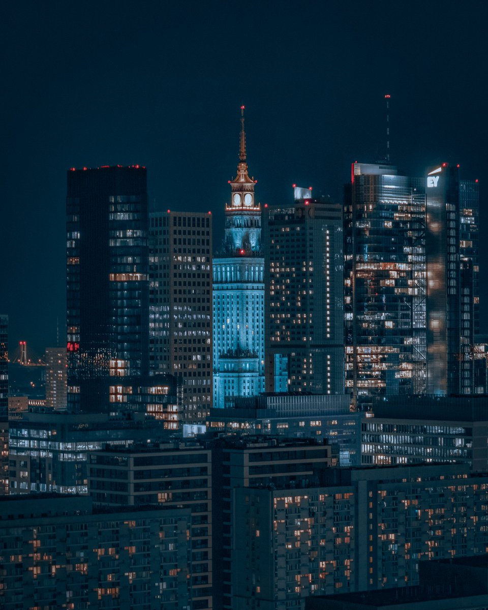 Good night 🌠🌠
#DiscoverWarsaw
📸Photo: P. Długokęcki