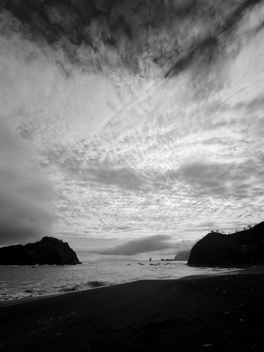 Bang Jaka saranin jangan lupa ikutin juga <a href="/omhao13/">omhao13</a> dan <a href="/Amaaisan/">Amai</a> siapa tau mereka tiba-tiba berbagi cerita🫣