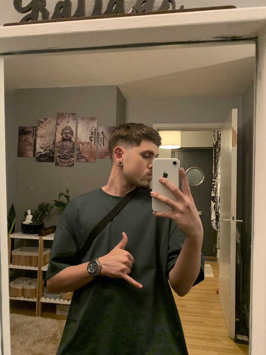 helltrevas's tweet image. 💸