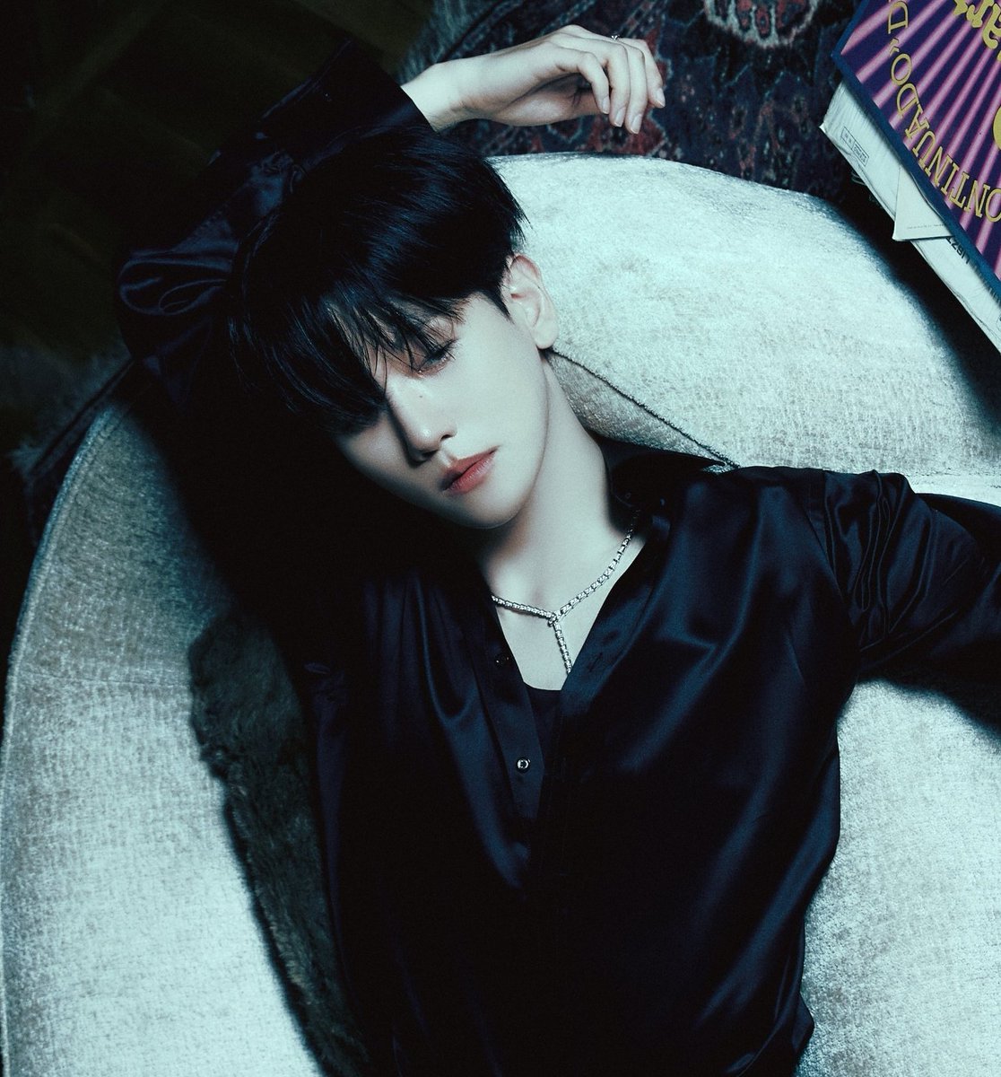 بکهیون اولین سولوئیست تریپل میلیون سلر کیپاپ شد
بیون بکهیون کینگ تمام دوران‌ها
BAEKHYUN TRIPLE MILLION SELLER 
#HelloTripleMillhyunSeller 
#BAEKHYUN_MillionSeller
<a href="/B_hundred_Hyun/">Baekhyun_EXO</a>