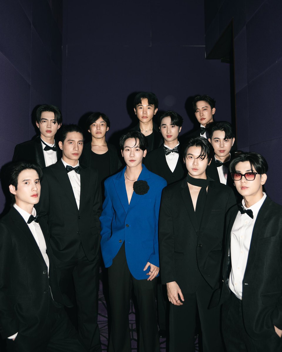 YinWarPHIL's tweet photo. Calming our hearts with these fellows with oozing charms and poise!

#TakleeGenesisxWar 
YWPBM x TakleeGenesis

@Yinyin_Anw #yinyin_anw @warwanarat #warwanarat  @anotherboytj23 #prompayy @bonnadol #bonnadol
#หยิ่นวอร์ #yinwar #yinwarph https://t.co/cAMdfOjj2y