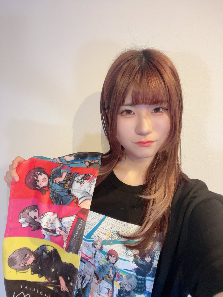 雑踏衣装、かわいすぎね。 #ガールズバンドクライ #ガルクラ #トゲナシ