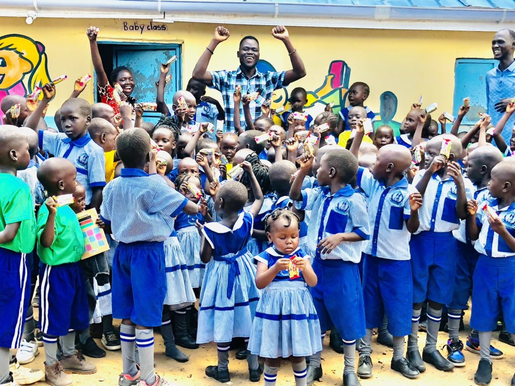 Ubuntu Community School tweet media