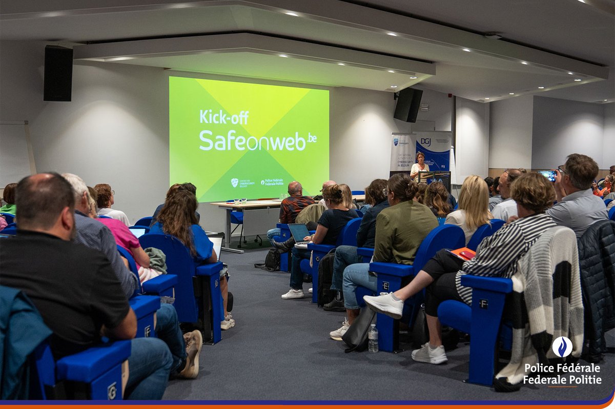federalepolitie's tweet image. Maandag bracht @safeonweb_be zijn partners samen in onze lokalen. De gelegenheid om te herinneren aan het belang van de tweestapsverificatie 💻 en voor onze #cyberexperts om de huidige bedreigingen te bespreken. Op 25-09 wordt een sensibiliseringscampagne gelanceerd.🤜🤛.