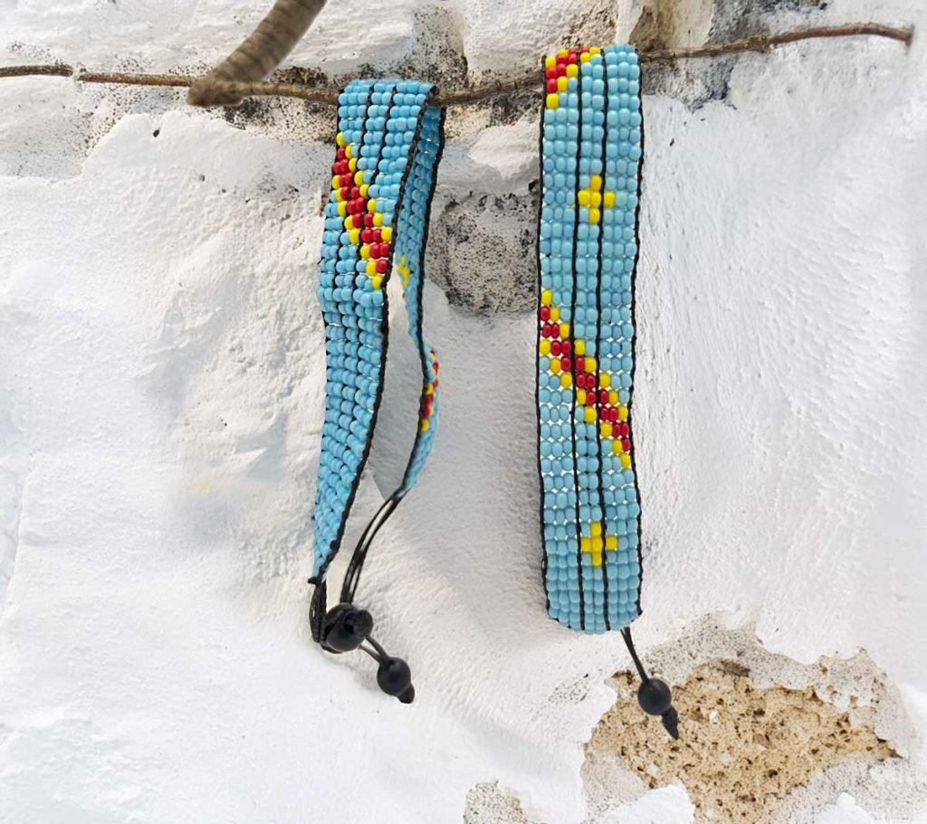 farmamundi's tweet photo. ✨ Compra con propósito: Apoya la autonomía de mujeres refugiadas en Kenia comprando sus productos hechos a mano.

💪🏾 Descubre la iniciativa realizada junto a @hesedafrica y su impacto aquí 👇

🔗 https://t.co/HbDAQLGbrw 

#Emprendimiento #Kenia #ModaSolidaria #TiendaSolidaria https://t.co/UZ1tmxaL7w