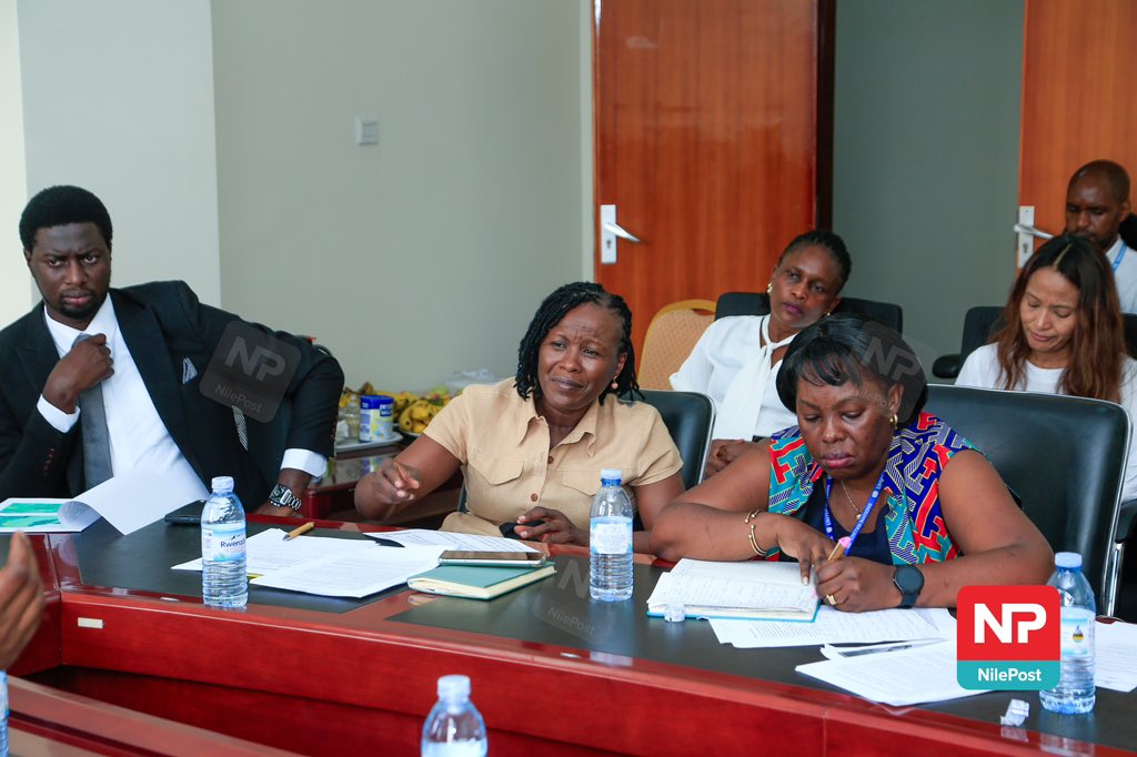 francis_isano's tweet image. Preparedness Ministers Hon. Hillary Onek and Hon. @LillianAber, with other officials, are meeting @UN officials led by @UN Resident Coordinator @SusanNamondo, who are currently holding a high-level meeting about the issues of Floods in the Ntoroko district.