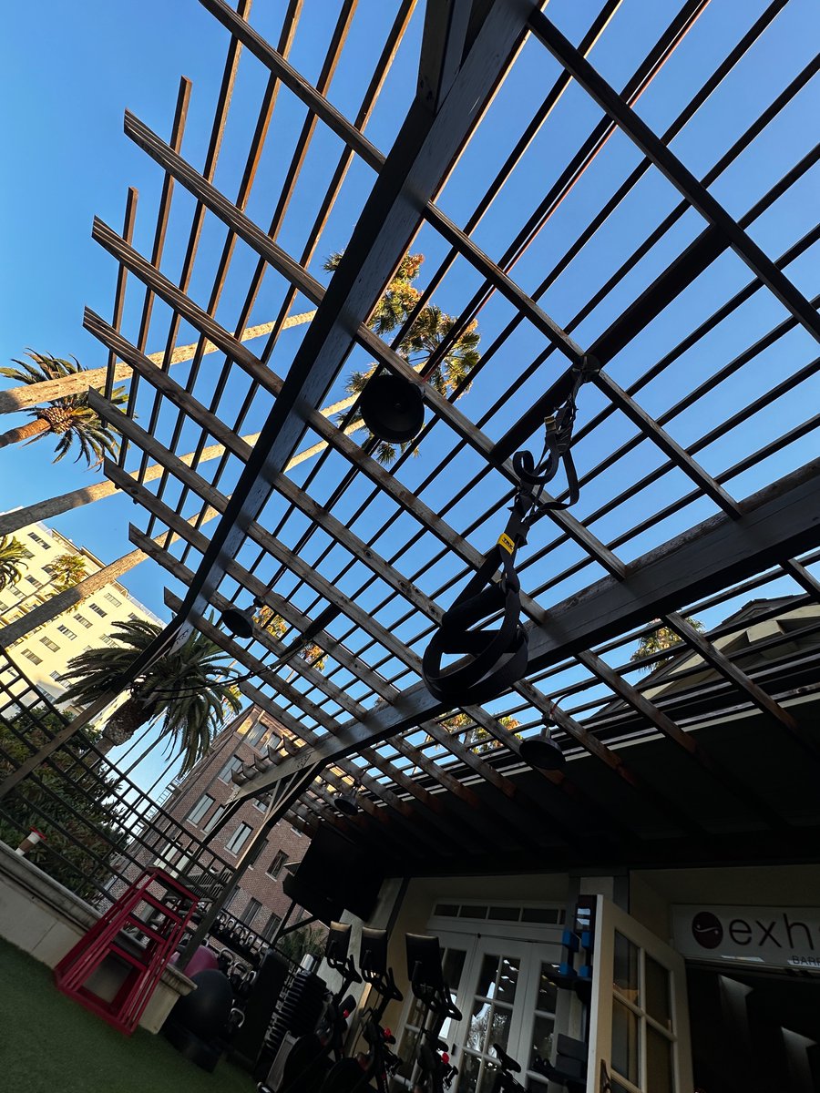 RussKWalker's tweet photo. Sort of ironic you can wake up so exhausted and not want to get out of bed to exercise 

And then afterwards you feel like a million bucks. Let’s go day 3 of @theallinpod !

My view with mission complete: https://t.co/uTpkWDrLvp