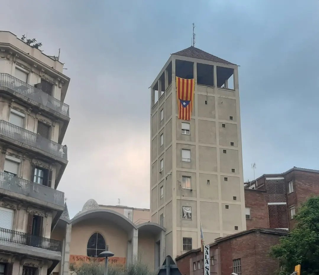 Antoni Pladevall (@antonipladevall) on Twitter photo FIDELITAT. La parròquia barcelonina de Sant Medir de la Bordeta, bressol i aixopluc del premi per a poetes inèdits <a href="/Amadeuoller/">Premi Amadeu Oller</a> durant seixanta anys, persevera indefallent en la lluita a favor de la llengua i el país. <a href="/SantMedir/">Parròquia de Sant Medir 🎗️</a> <a href="/lletres/">Lletres catalanes</a> #DiadaNacional FIDELITAT. La parròquia barcelonina de Sant Medir de la Bordeta, bressol i aixopluc del premi per a poetes inèdits <a href="/Amadeuoller/">Premi Amadeu Oller</a> durant seixanta anys, persevera indefallent en la lluita a favor de la llengua i el país. <a href="/SantMedir/">Parròquia de Sant Medir 🎗️</a> <a href="/lletres/">Lletres catalanes</a> #DiadaNacional