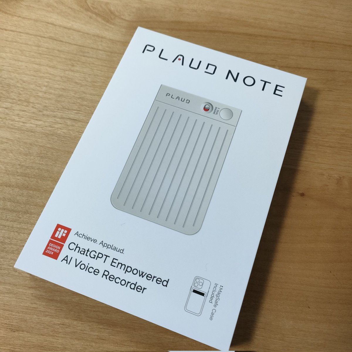 JP3AFK's tweet image. 電話の会話が文字起こしできると聞いたので、買ってしまいました😁
#PLAUDNOTE