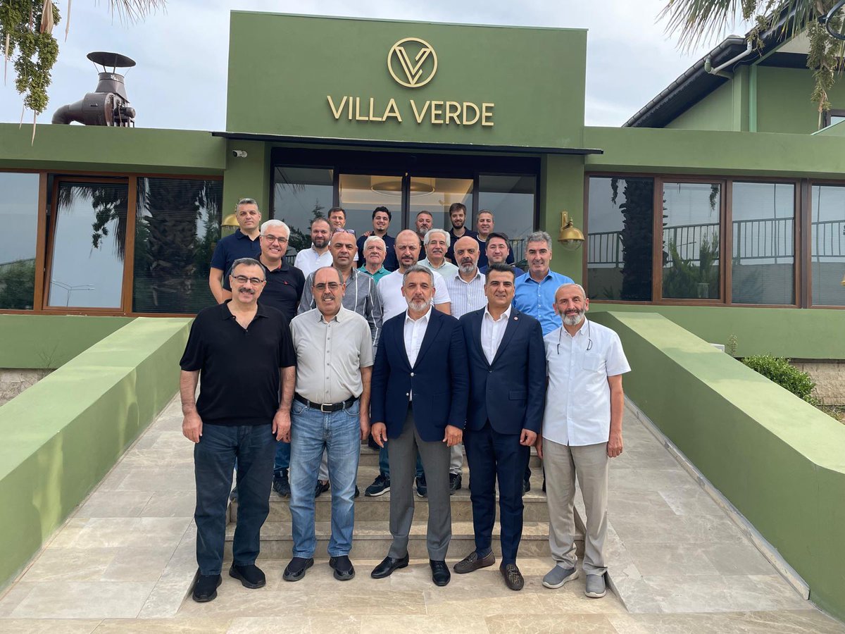 Haftalık Yönetim Kurulu toplantımız, Başkanımız Alparslan Şenocak öncülüğünde değerli üyemiz Hakan Hacızade'nin Mudanya’daki yeni işletmesi Villa Verde'de gerçekleştirildi.