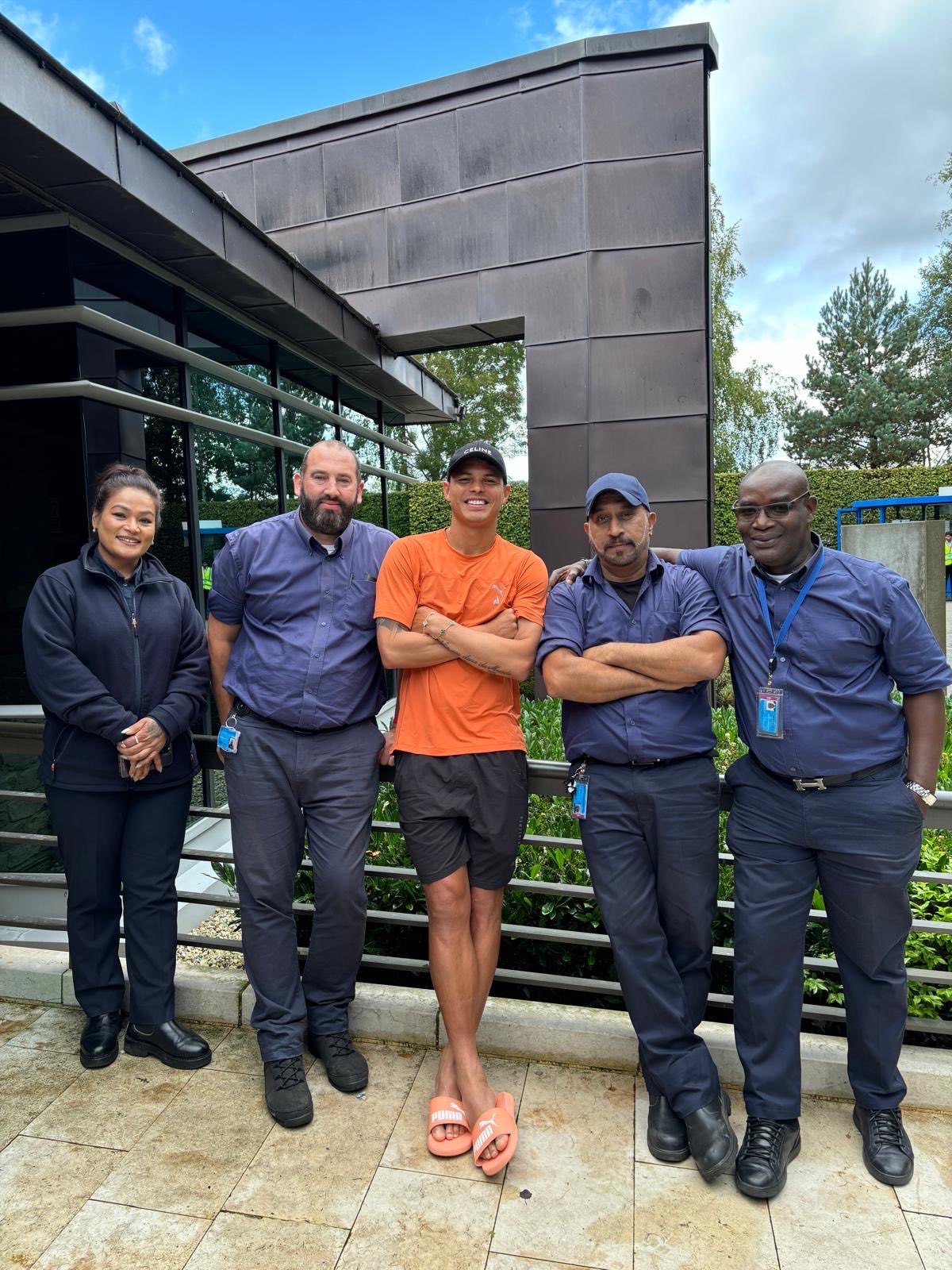 GXHbLUWXIAAhUX5?format=jpg&name=large