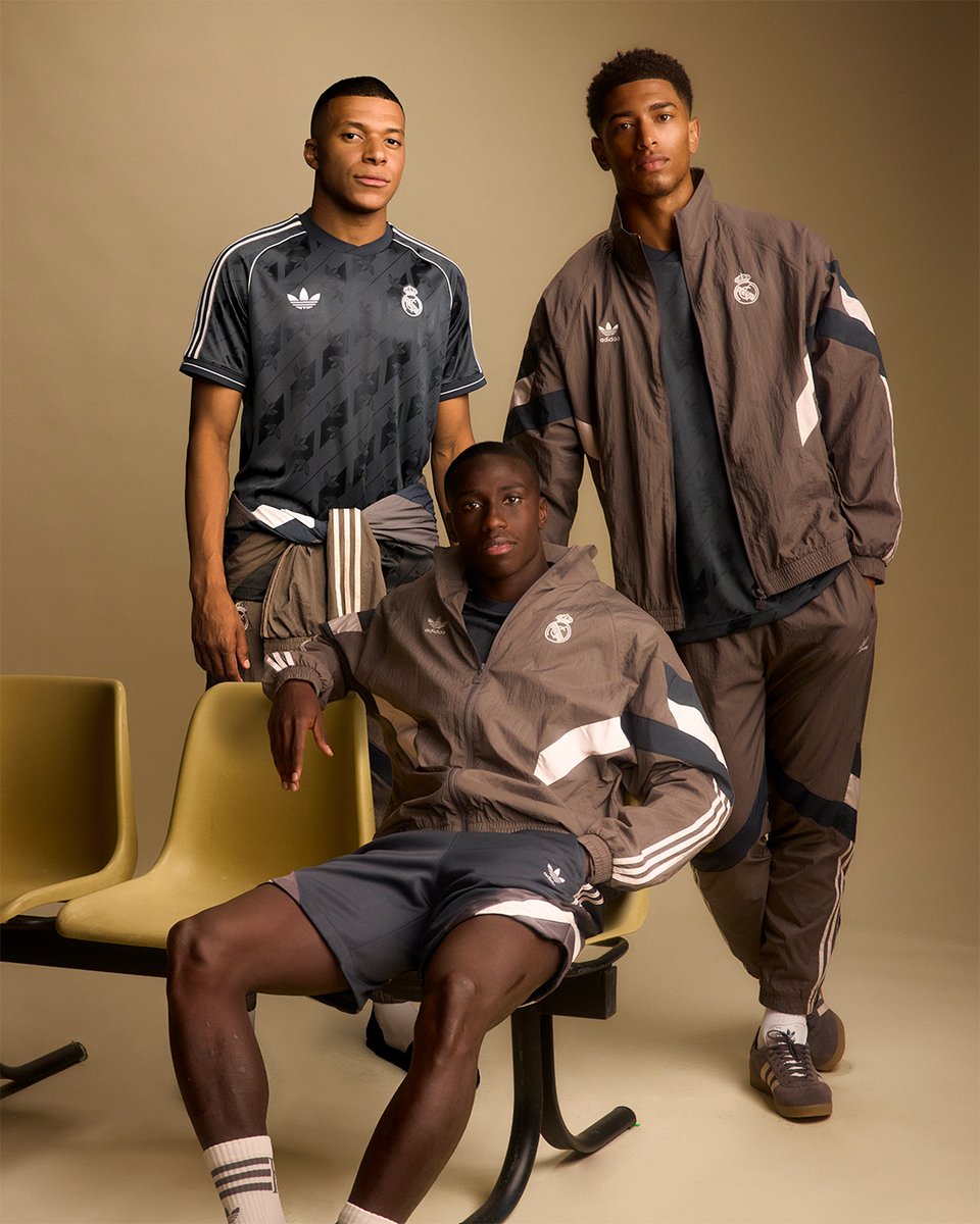 Jacaerys0's tweet photo. ⚽ FOOTBALL 🤝 LIFESTYLE 😎
#LFSTLR #RealFootball $LEGEND https://t.co/cP2EuchRld