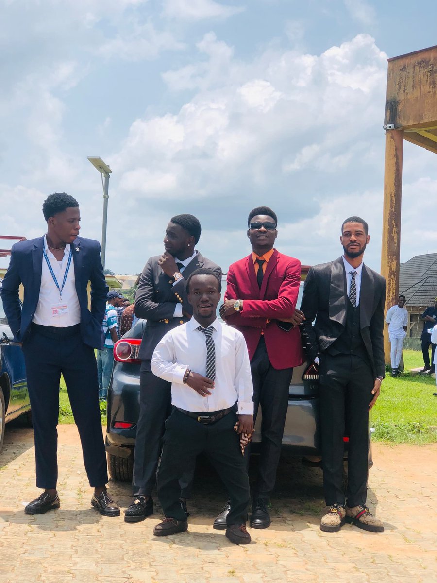 oluboy_kruse's tweet photo. Signed, sealed, and delivered! I'm officially done with uni! Signed out on Aug 13th, 2024, and crushed my final project defense on Sept 5th, 2024! Ready to take on the world with my skills and knowledge! New chapter, who dis? #GraduationMode #NewChapter #UniversityLife #OAUSTECH https://t.co/JNSINoin5D