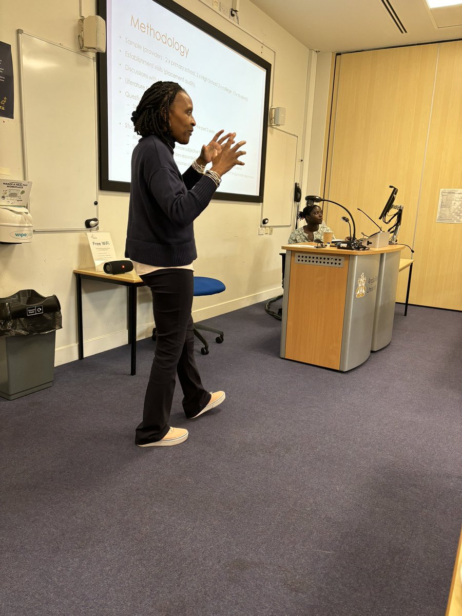 Now with <a href="/ArleneWeek26364/">Arlene Weeks</a> looking at school social work placements #ARUSWISInternationalconference