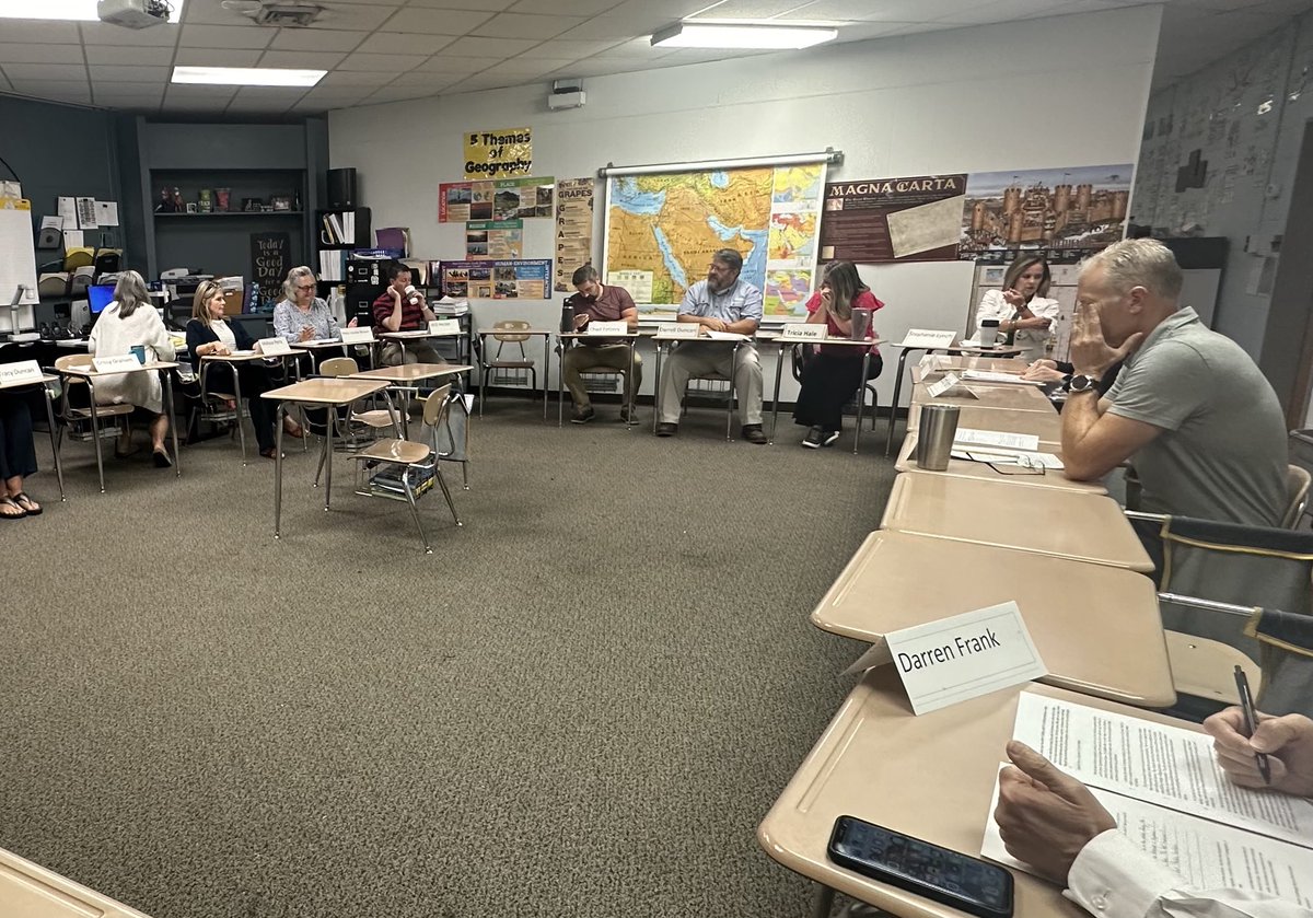 ⁦<a href="/PaideiaCenter/">Paideia Center</a>⁩ First faculty seminar for the 2024-2025 school year ⁦<a href="/merrolhydehawks/">Merrol Hyde Magnet</a>⁩. Text, “With the Mind’s Ear” from How to Speak, How to Listen by Mortimer J. Adler