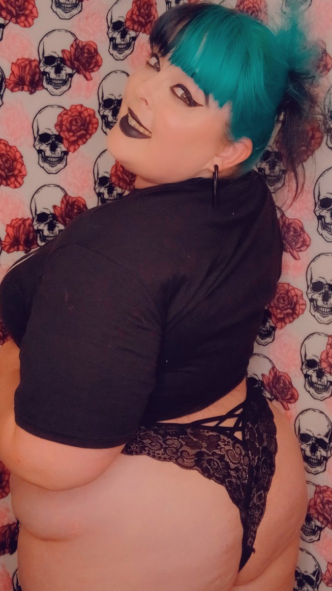 ShadowBaby0369's tweet photo. Good morning? Who's got the coffee? #butt #love #LCDLFMX #gothic #gothic #gothgirlfriend #elderemo #coffee #coffeedaddy https://t.co/NmQDXOhQi4