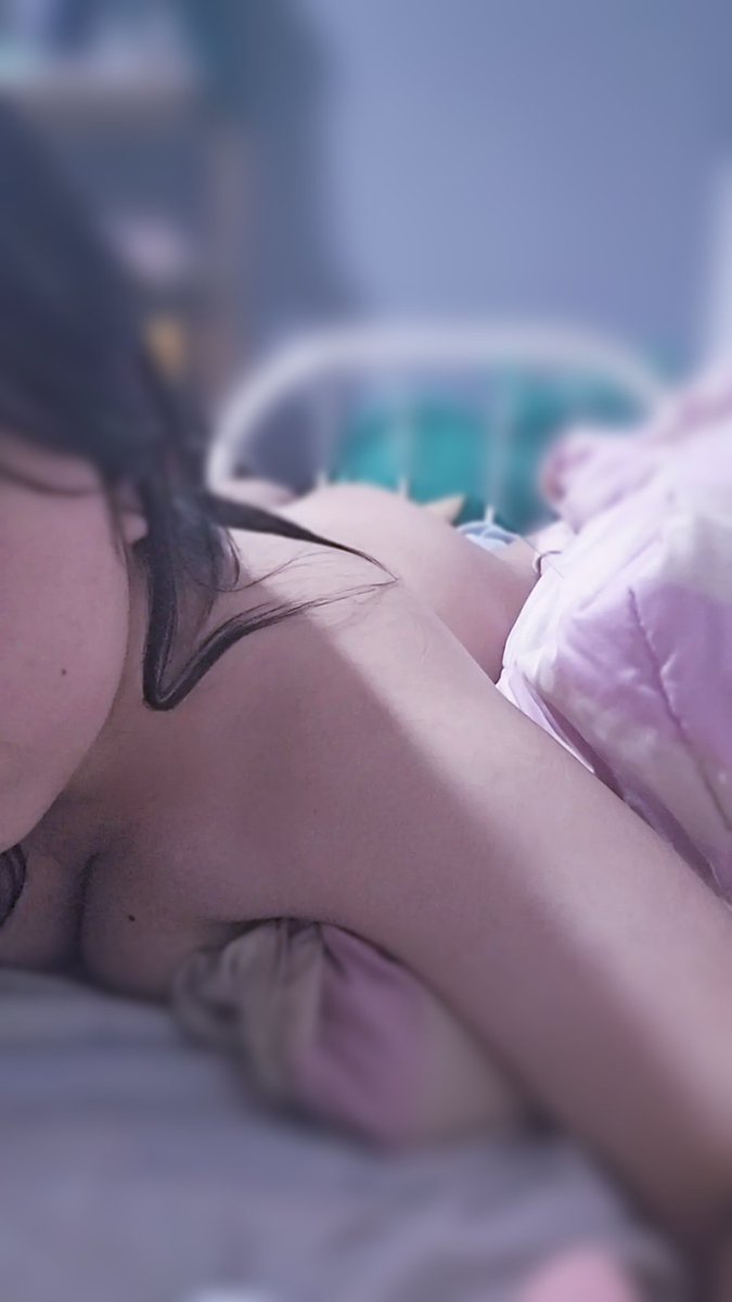 lalanakub's tweet photo. ปวดหลังขั้นสุด คืนนี้ไม่มีหมอรับนวดบ้างเหรอ?
#หมอนวดชาย #นวดรังสิต #นวดลำลูกกา #นัดลำลูกกา #นัดสายไหม #สาวอวบ https://t.co/B8iR8eORCh