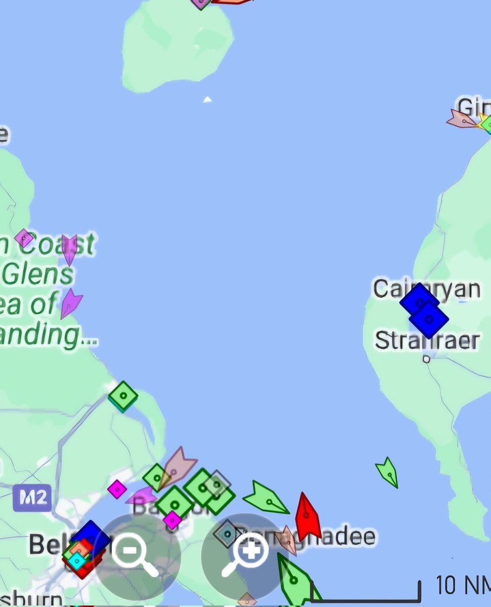 WhiskerMark's tweet photo. @CreelScff @SPICe_Research @SP_RuralAffairs @ScotGovMarine @MairiGougeon Hardly boats left in Clyde

This wis this morning

Is it nae time to wrap the carry on???

 before there's nae a boat left 🤷🏼‍♂️

aye and speak tae fishermen from the ACTUAL area 🤦🏼‍♂️ https://t.co/lmnNe9OgHb