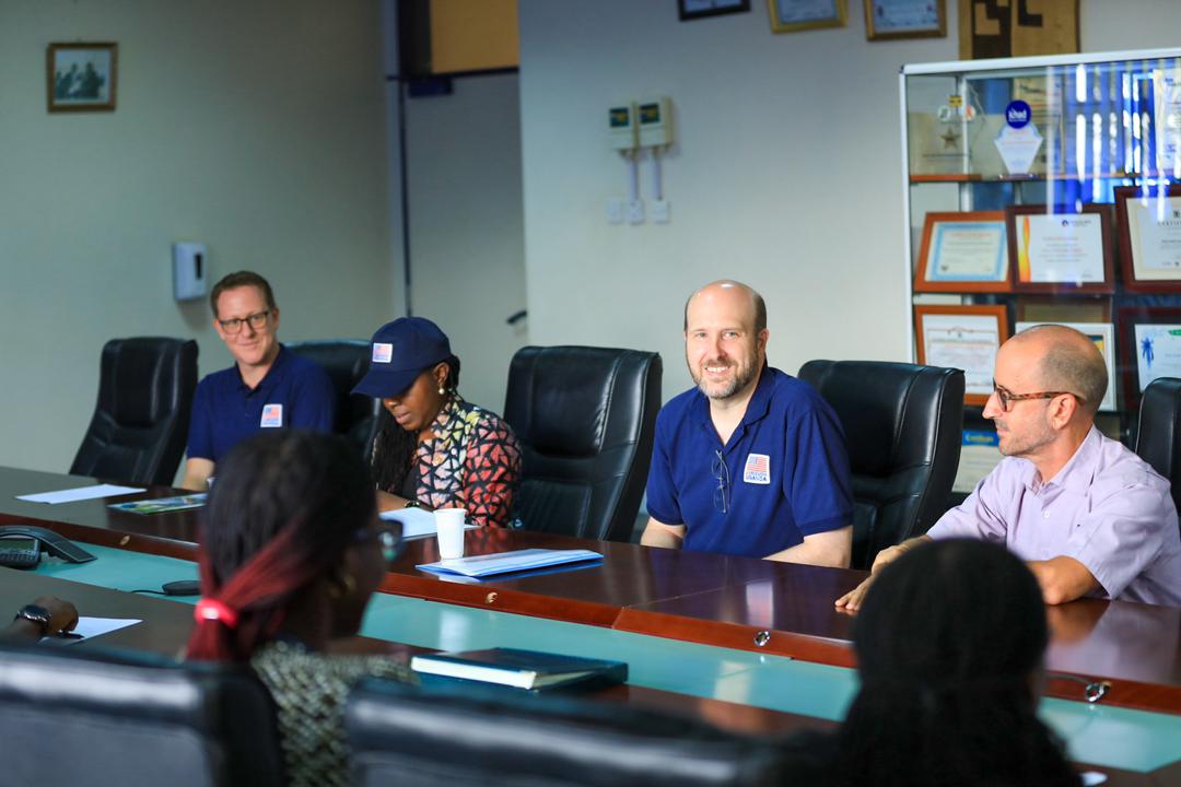 _RHSP's tweet photo. The U.S. Ambassador to Uganda, William W. Popp, CDC Country Director Dr. Mary Boyd, and U.S. NIH Uganda Scientific Director Dr. Steven Reynolds visited the Rakai Health Sciences Program (RHSP) headquarters in Kalisizo, Kyotera District, this morning. https://t.co/xitiKpv5iG