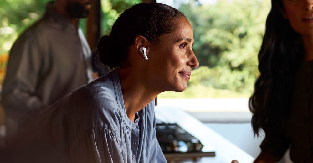 HobiMaketModel's tweet image. Apple Weaves AI Into Latest Watch, AirPods, iPhone Models dlvr.it/TD3kbF