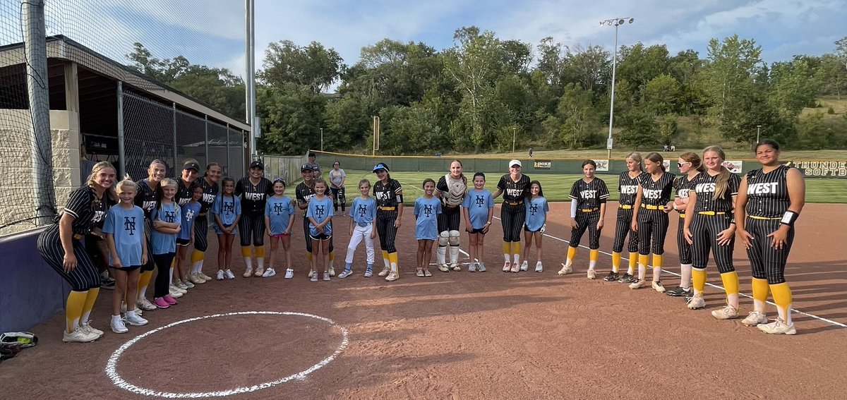 Thank you NE Thunder 9u for joining us on the field last night!!! This is what it’s all about, bigger than softball.