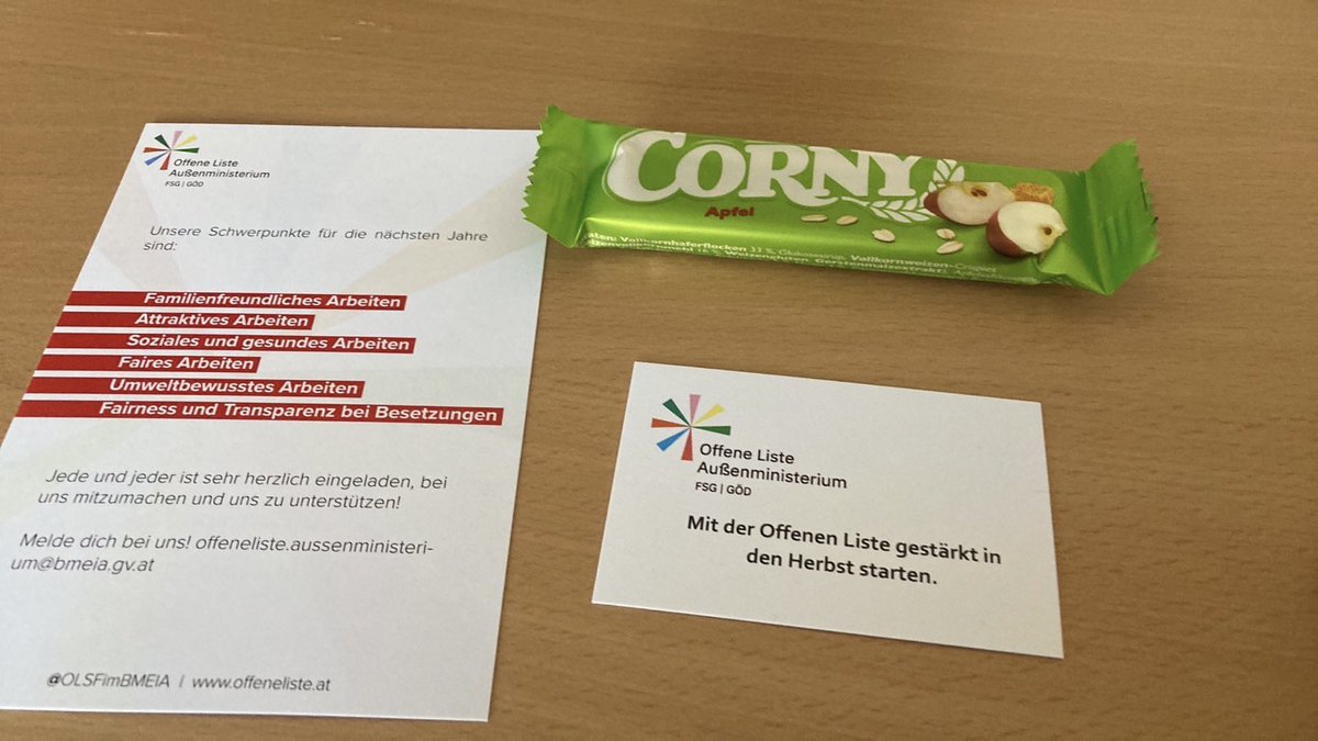 OLSFimBMEIA's tweet photo. PV-Wahlkampfmode on: Bei unserer heutigen Verteilaktion haben wir unsere Kolleg:innen gestärkt für einen guten Start in den Herbst! https://t.co/nv2DxEx9xI