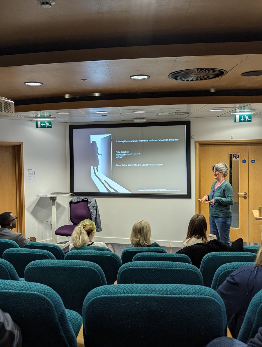 BMSLeedsBeckett's tweet image. The second round of three minute thesis talks, thanks to Tanzilla, Alex, Rachel and Petra!