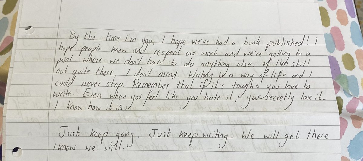 Molly Looby tweet media