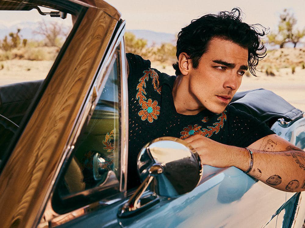 thejobroscrewmx's tweet photo. Más fotitos de @joejonas x @scotch_soda 🫶🏼 https://t.co/1kUbtyfc4S