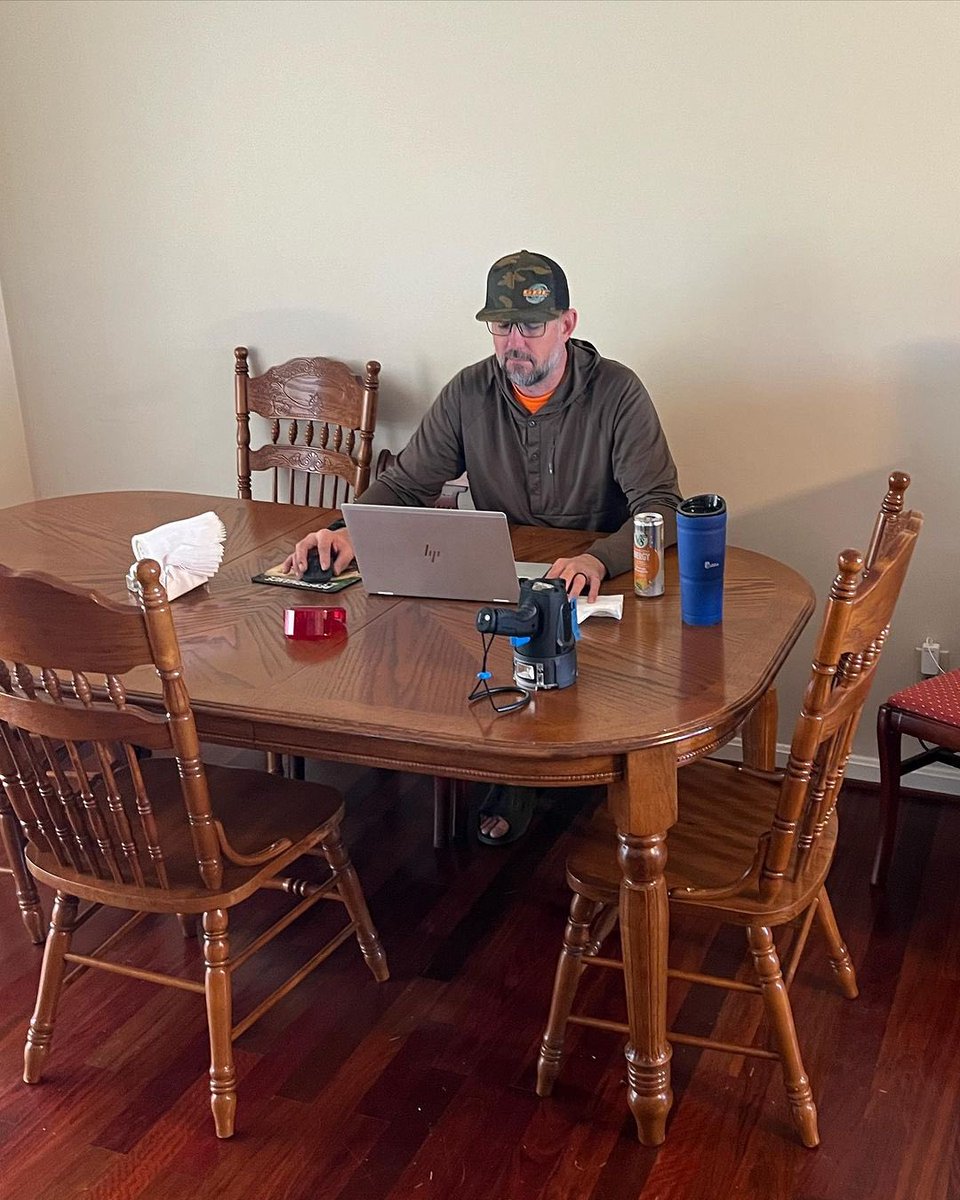 WTD_tv's tweet photo. Mornings at deer camp are busy in many ways. Lots of packing, cooking, cleaning, and plenty of emails. #DeerCamp #HuntingCamp #Travel #Adventure #CampLife #Kentucky #Deer #DeerSeason #Whitetail https://t.co/XGTZVDDAkq