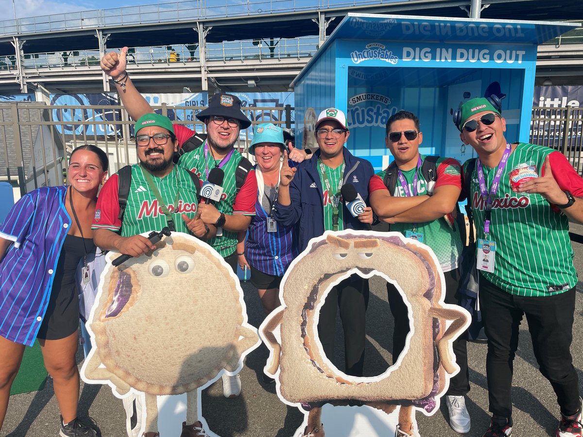 Paragon Marketing Group (@paragon_mktg) on Twitter photo At this year’s Little League Baseball and Softball World Series, we helped <a href="/Uncrustables/">Uncrustables®</a> bring the fun with their custom Dig In Dugout! Fans got to sample the best part of the sandwich and play Tic Tac Bro with the Bread Brothers for a shot at awesome giveaways. At this year’s Little League Baseball and Softball World Series, we helped <a href="/Uncrustables/">Uncrustables®</a> bring the fun with their custom Dig In Dugout! Fans got to sample the best part of the sandwich and play Tic Tac Bro with the Bread Brothers for a shot at awesome giveaways.