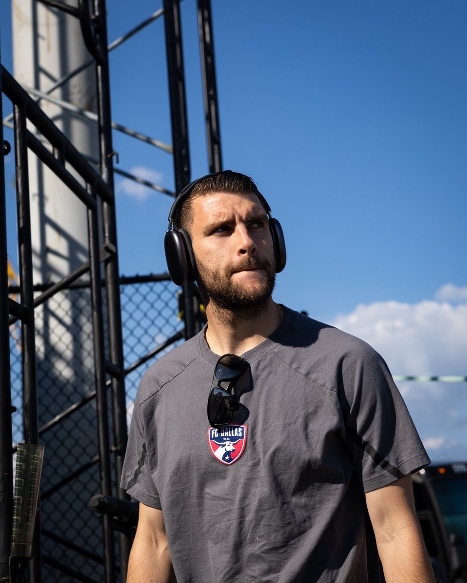 unmagnetism's tweet image. yg bisa menjebol gawang maarten paes kalo ngga gol bundir ya putusan mk