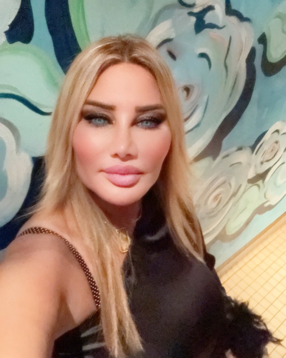 monamoreusa's tweet image. Here I am❤️