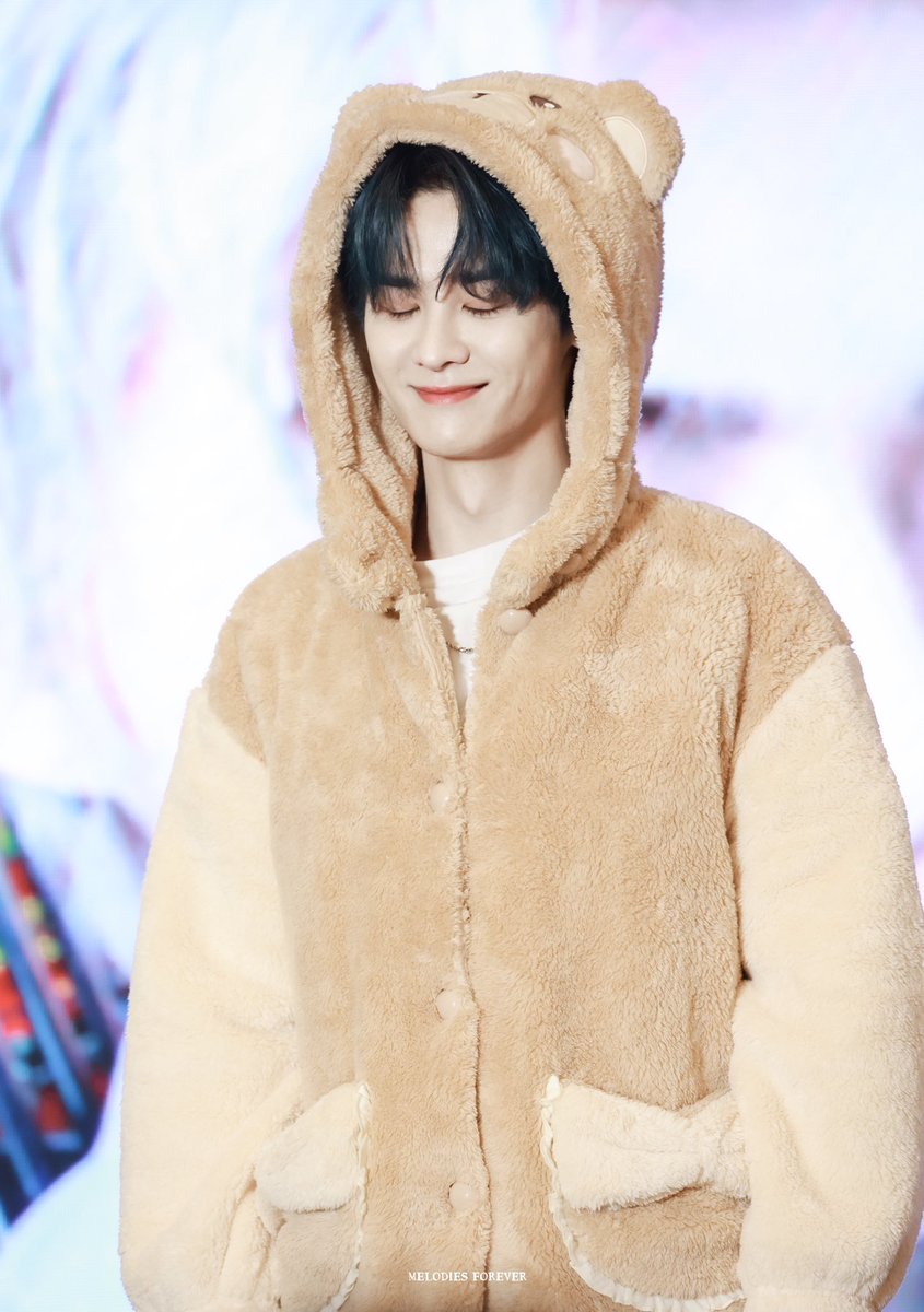 20240905 NANJING fan sign
#KUN #钱锟 #쿤 
#WayV #威神V