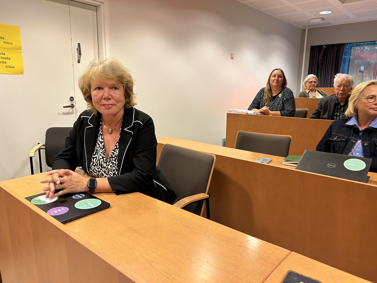 Jo 26. kerran perinteinen <a href="/metropolia/">Metropolia</a> <a href="/EspooEsbo/">Espoon kaupunki</a>       <a href="/Kauppakamari/">Kauppakamari</a> @Leppävaaran rotaryklubi #syysseminaari -teemana EU:n tila ja suunta. Rehtori @RiittaKonkola esitteli <a href="/metropolia/">Metropolia</a>’n merkittävää korkeakouluallianssia.