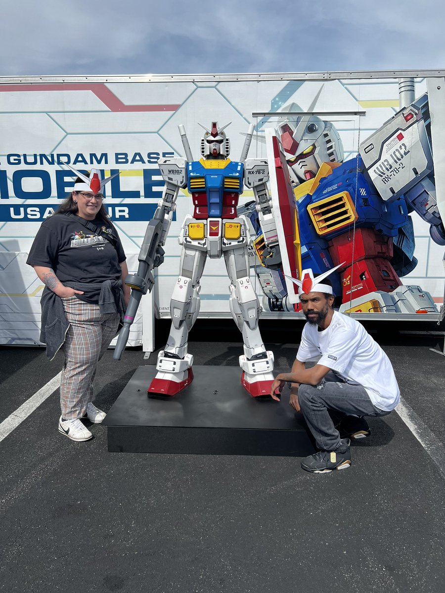 MurkyWaters11's tweet photo. Alexa play “Tobe! Gundam” #GundamBaseUSATour https://t.co/v8a1rEiOkx