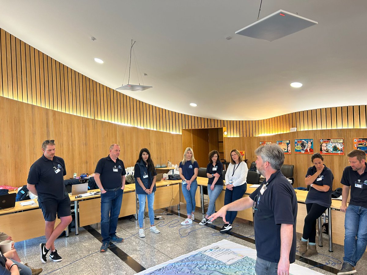 lifetimelabcork's tweet photo. Very engaging few days @MarineInst discovering, exploring &amp; investigating all things marine &amp; new climate action modules with @explorersedu team. #purecork #beliveinscience #keepdiscovering https://t.co/c6LL8PIOhG
