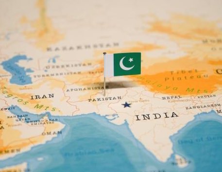 ArchieIntel's tweet photo. JUST IN: 🇵🇰  Pakistan discovers world’s 4th largest oil and gas reserves. 

U.S. gonna send some  democracy… https://t.co/k4gRrxFbm1