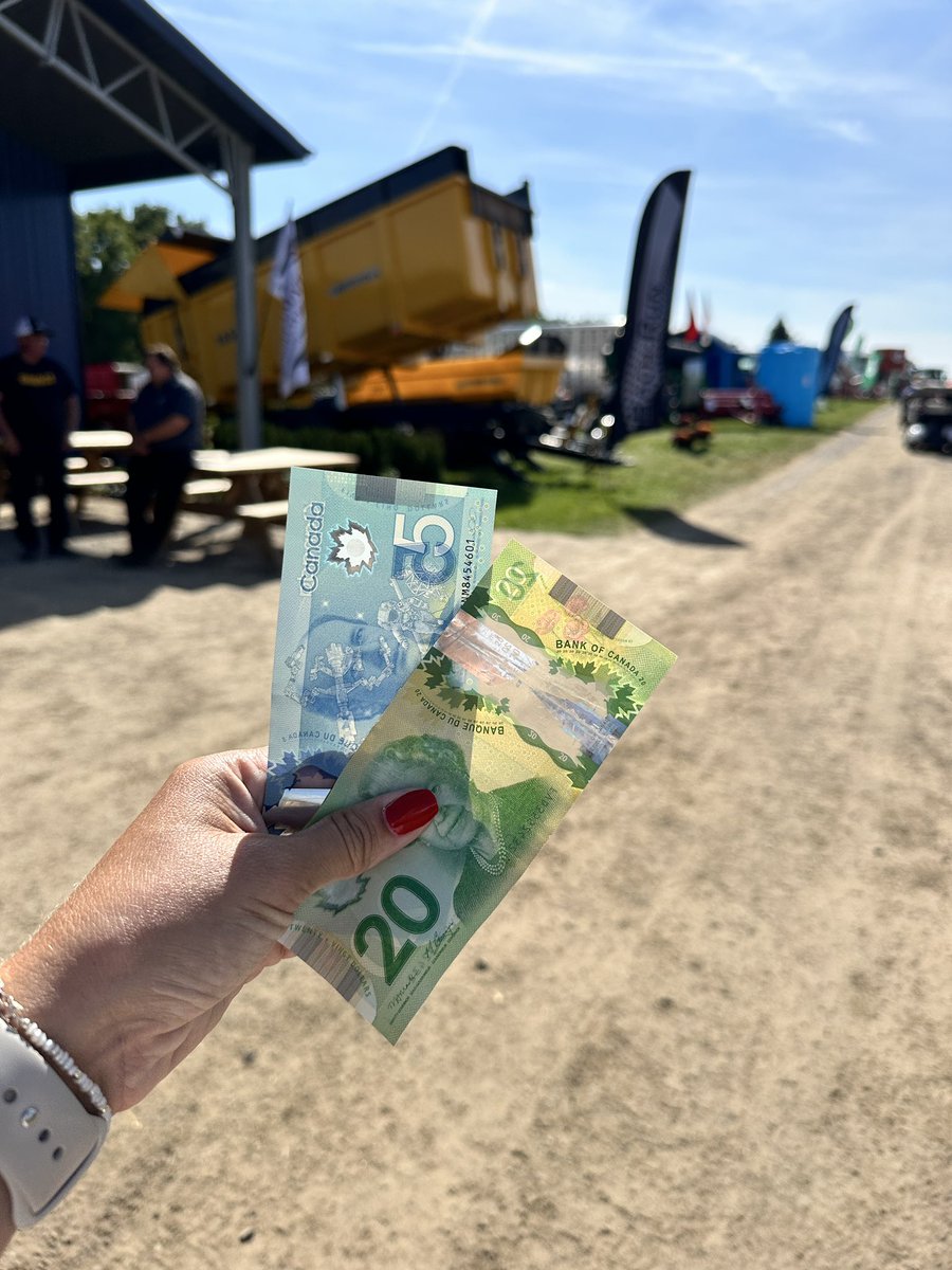 Hit up the Soil Health Network booth at the farm show and they’ll give you $15-$25 cash for a survey 👌
#beermoney