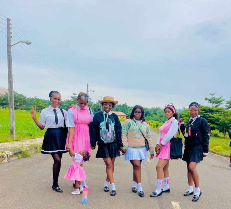Campus9jaa's tweet image. AFUED back to school cute JPEGs.

Too cute, Futarians can't come close.
#BackToSchool2024 #BackToSchool #afuedbacktoschool