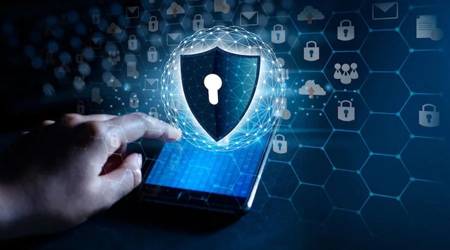 🚨 Cyberthreats are constantly evolving! Staying ahead requires ongoing vigilance and proactive measures. Protect your digital world before issues escalate. hubs.la/Q02Pp8hL0 #CyberSecurity #ThreatDetection #ITSecurity #ManagedIT