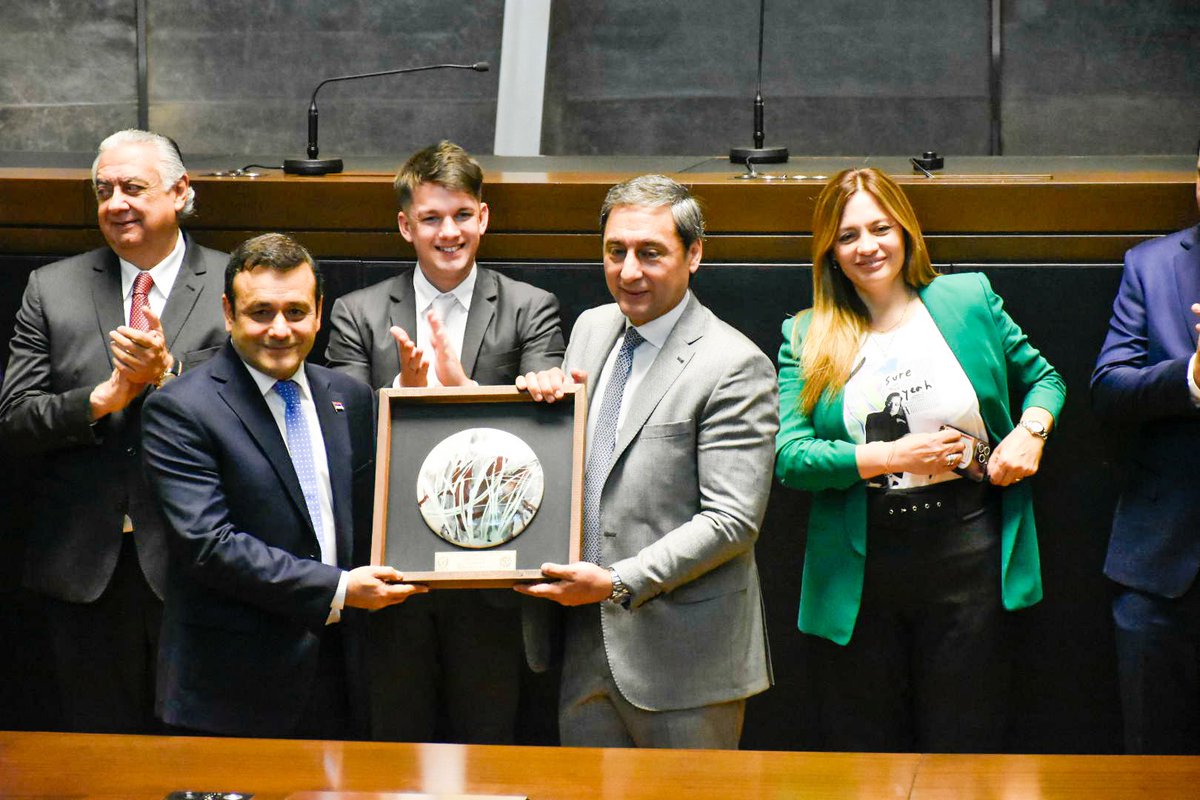 colovancsik's tweet photo. ¡Misiones sede del Parlamento del Norte Grande! 

Esta mañana acompañamos al vicegobernador @lucasaromero, al presidente de la Cámara de Representantes de Misiones @herrerayflia, y a los diputados provinciales en el inicio de las actividades del Parlamento Norte Grande. https://t.co/sT9D4tUcKK