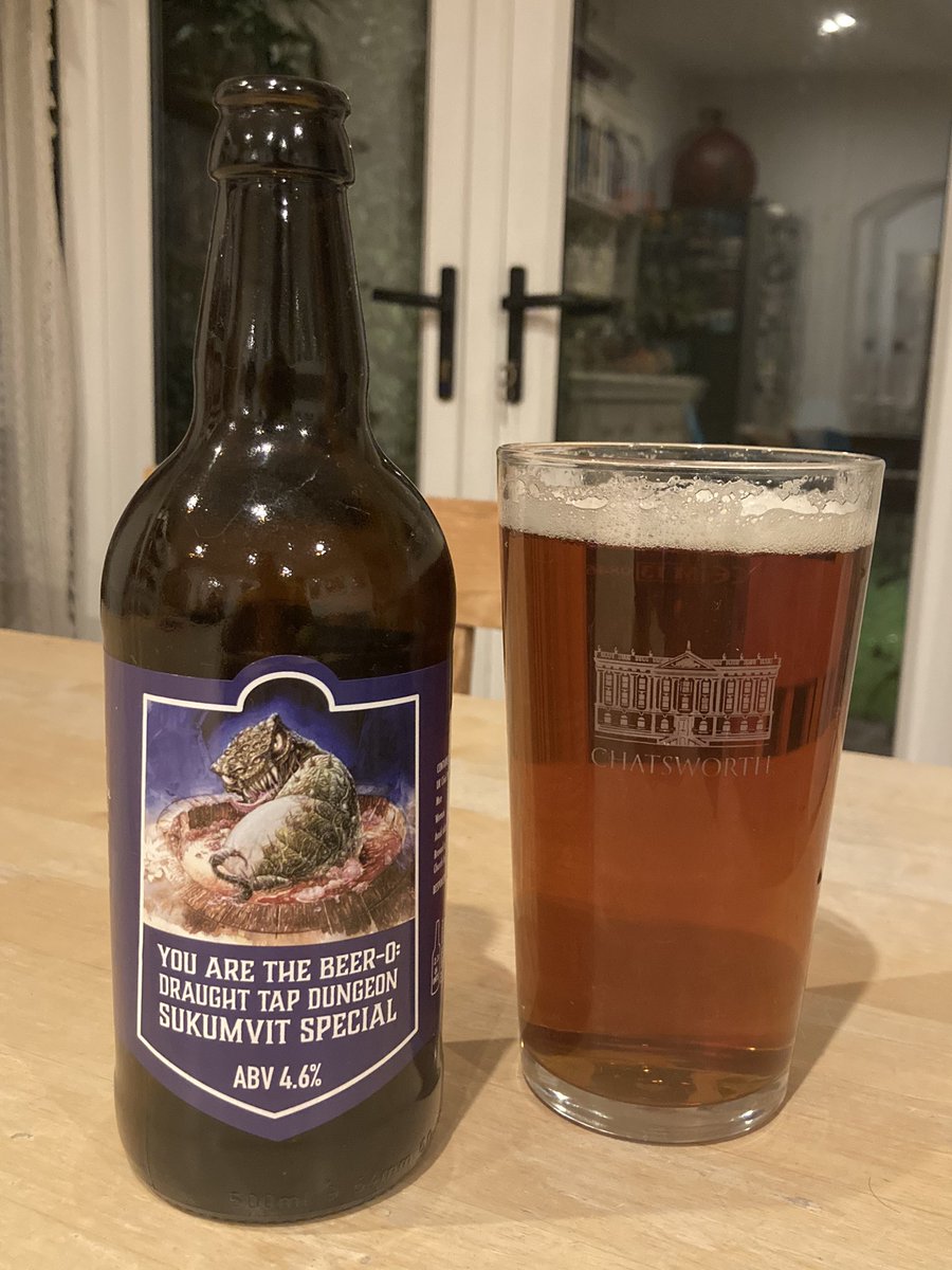 jonathangreen's tweet photo. Mmm… beer… #beer #DeathtrapDungeon #FightingFantasy #gamebooks #FFFest5 https://t.co/H68HZAA5Ui