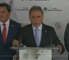 Libro_negro_'s tweet photo. En Morena aman a los pedofilos y violadores.

Tienen a Miguel Angel Yunes Linares y a Felix Salgado Macedonio en el senado.

Un pedofilo y un violador. https://t.co/uh3PDXmQ24