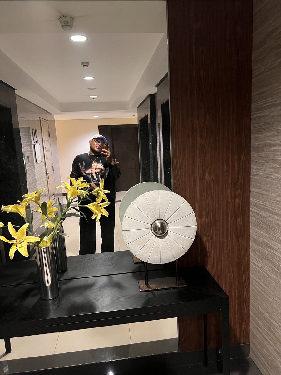 𐚁 Z𐚁 tweet media