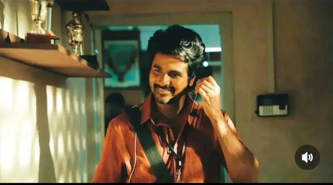 எல்லார் கூடவும் நல்லா பேசு , பழகு , சிரி , ஆனால் எதையும் மண்டைல ஏத்திக்காத .... 

Secret of happiness 💯♥️