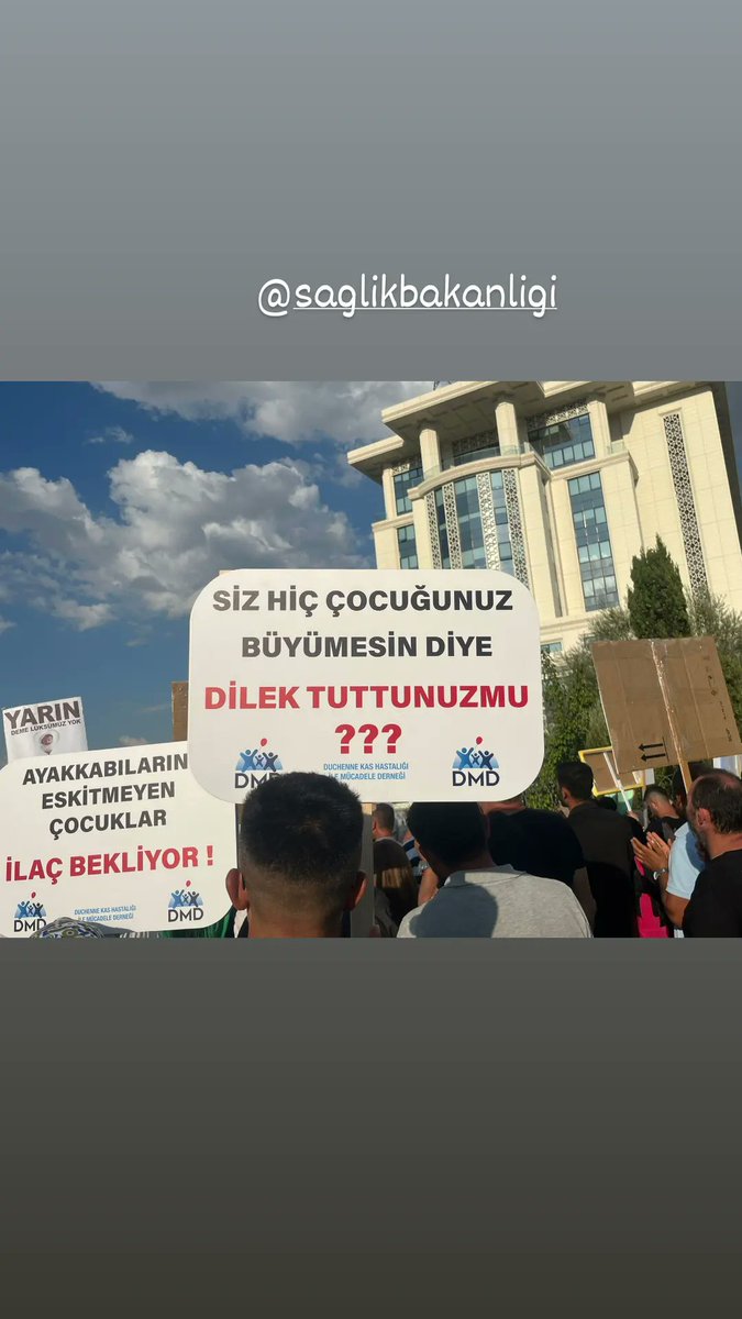 SongulAydn16's tweet photo. @saglikbakanligi @drmemisoglu Bu çocuklar için de kuracağınız komisyon gerçekten kurulacak mı..@saglikbakanligi https://t.co/Iy7kNiN7Yr